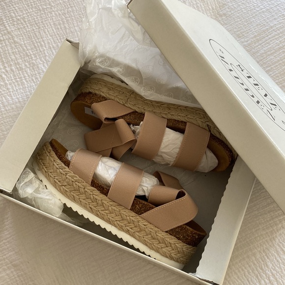 Steve Madden Kimmie Sandal in Blush - Picture 2 of 4